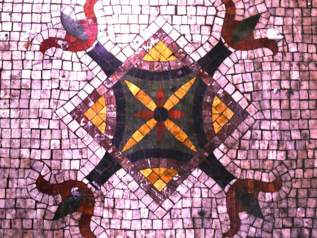 mosaic detail, alt space detroit house (altspacedetroit.org)